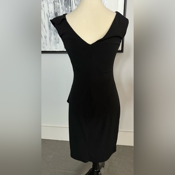 White House Black Market Black Dress Wave Side Size 2 - Picture 5 of 5